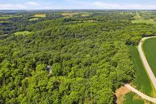 35103 Nature Ln, Prairie Du Chien, WI 53821 - Photo 28