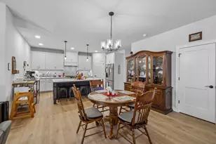 1134 Irene Ct, Waunakee, WI 53597 - Photo 8