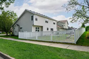 569 Apollo Way, Madison, WI 53718 - Photo 4