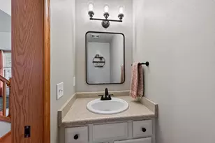 569 Apollo Way, Madison, WI 53718 - Photo 28