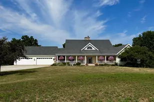 N11565 Lakeland Rd, Waupun, WI 53963 - Photo 10