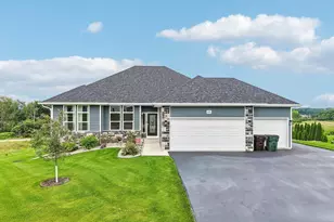 626 E Newville Trails Dr, Edgerton, WI 53534 - Photo 52
