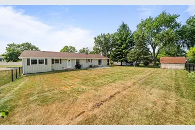 419 Coburn Street, Delavan, WI 53115 - Photo 6
