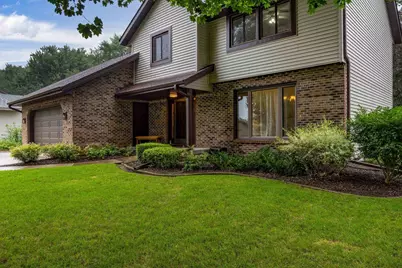 101 Coach House Drive, Madison, WI 53714 - Photo 4
