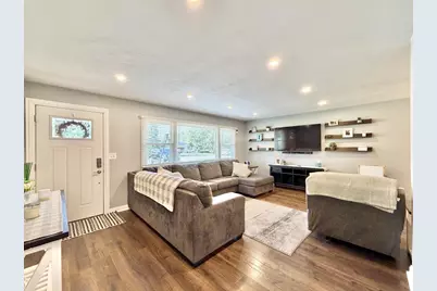 2015 Murphy Woods Road, Beloit, WI 53511 - Photo 2