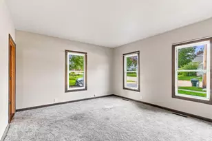 953 W Peck St, Whitewater, WI 53190 - Photo 10
