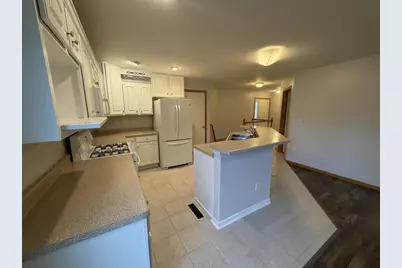 2302/2308 Bootmaker Drive, Beloit, WI 53511 - Photo 6