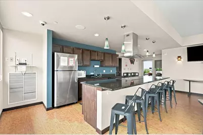 825 E Mifflin Street #404, Madison, WI 53703 - Photo 32