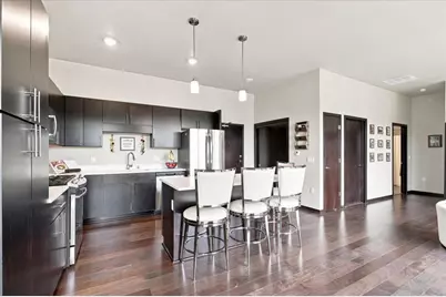 825 E Mifflin Street #404, Madison, WI 53703 - Photo 2
