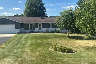 W6791 Pond View Rd, Monroe, WI 53566 - Photo 2