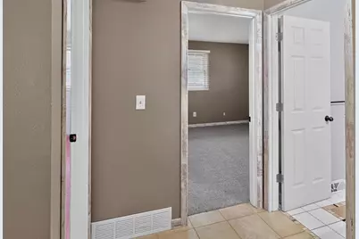 2150 Merrill Avenue, Beloit, WI 53511 - Photo 10