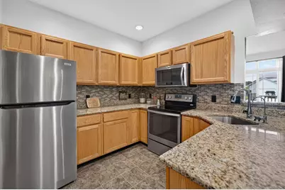 5583 Bantry Lane #3, Fitchburg, WI 53711 - Photo 8