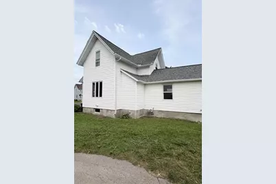 220 Center Street, Randolph, WI 53956 - Photo 4
