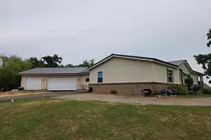 W5468 Military Rd, Pardeeville, WI 53954 - Photo 2