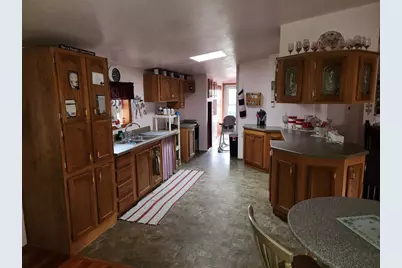 W5468 Military Road, Pardeeville, WI 53954 - Photo 4