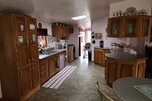 W5468 Military Rd, Pardeeville, WI 53954 - Photo 4