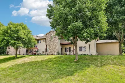 347 Starkweather Drive, Beaver Dam, WI 53916 - Photo 2