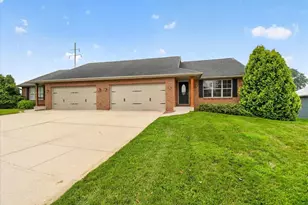 3321 Crabapple Ln, Janesville, WI 53548 - Photo 38