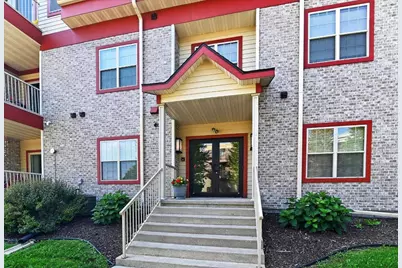 955 Liberty Boulevard #306, Sun Prairie, WI 53590 - Photo 2