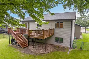 4410 Whitetail Ln, Madison, WI 53704 - Photo 24