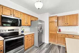 631 Constitution Ln, DeForest, WI 53532 - Photo 14