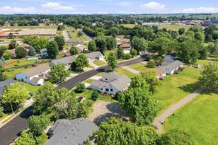 631 Constitution Ln, DeForest, WI 53532 - Photo 46