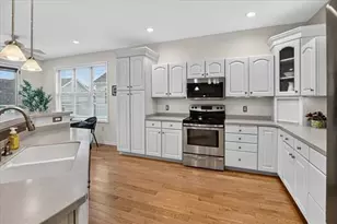 605 Samuel Dr, Madison, WI 53717 - Photo 4