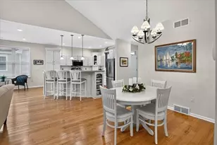 605 Samuel Dr, Madison, WI 53717 - Photo 8