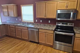 4022 Kingsford Dr, Janesville, WI 53546 - Photo 12
