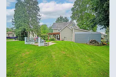 215 Church Street, Brooklyn, WI 53521 - Photo 2