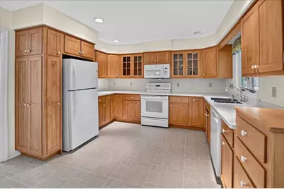 6318 Keelson Drive, Madison, WI 53705 - Photo 18