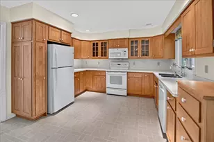 6318 Keelson Dr, Madison, WI 53705 - Photo 18