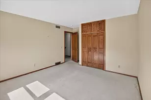 6318 Keelson Dr, Madison, WI 53705 - Photo 42