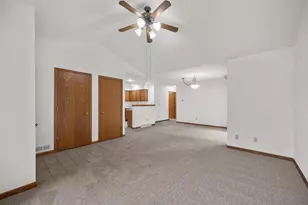 N4524 Wolff Rd, Cambridge, WI 53523 - Photo 8
