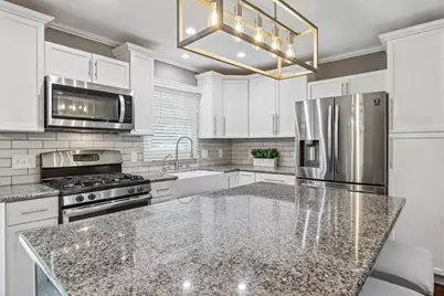 5594 Lavin Way, Waunakee, WI 53597 - Photo 8