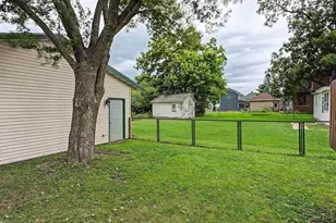 807 E 3rd Ave, Brodhead, WI 53520 - Photo 72