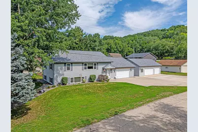 W10894 Fox Glen Road, Poynette, WI 53955 - Photo 4