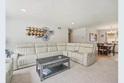 W10894 Fox Glen Road, Poynette, WI 53955 - Photo 6
