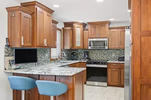 W10894 Fox Glen Rd, Poynette, WI 53955 - Photo 8