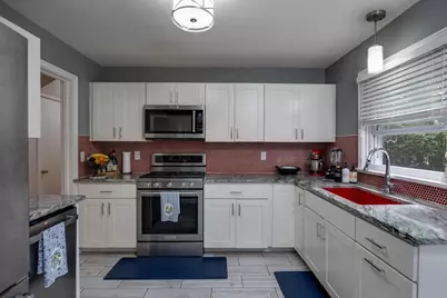 314 S Atwood Avenue, Janesville, WI 53545 - Photo 12