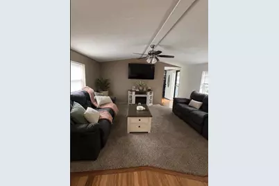 N168W21700 Main Street #40, Jackson, WI 53037 - Photo 2