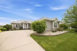323 Wileman Dr, Edgerton, WI 53534 - Photo 38
