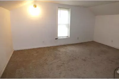 403 Center Avenue, Janesville, WI 53548 - Photo 10
