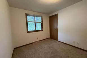 402 South St, Baraboo, WI 53913 - Photo 16