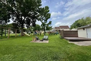 402 South St, Baraboo, WI 53913 - Photo 32