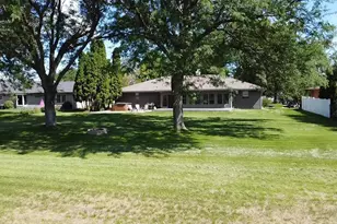 4520 Hearthridge Dr, Janesville, WI 53546 - Photo 48