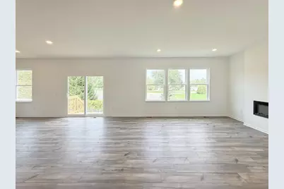 110 O'Brien Court #14, Columbus, WI 53925 - Photo 6