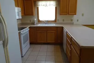 2122 Purple Aster Ln, Janesville, WI 53546 - Photo 14