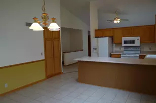 2122 Purple Aster Ln, Janesville, WI 53546 - Photo 16