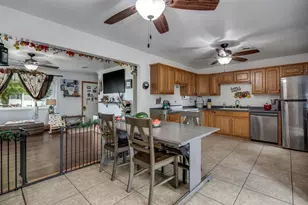 1748 Windsor Ct, Beloit, WI 53511 - Photo 12